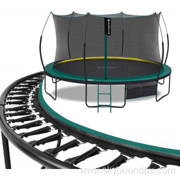 SkyBound Springfree Trampoline - 14 FT